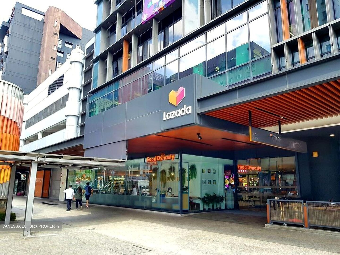 Lazada One (D7), Retail #457232491